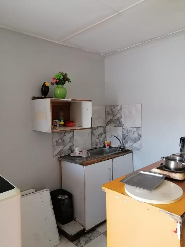 2 Bedroom Property for Sale in Pelikan Park Western Cape